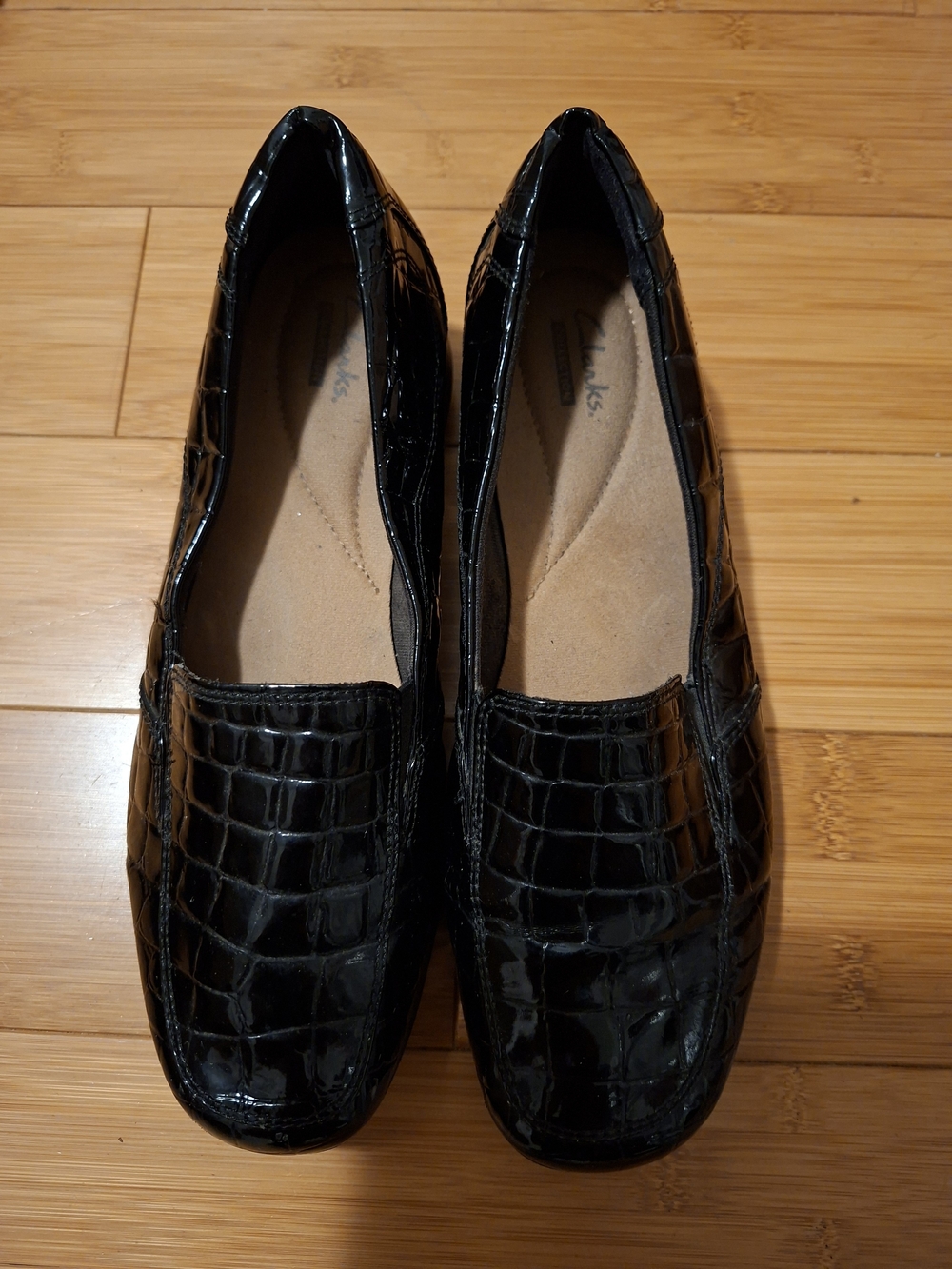 Clarks Women’s Black Patent Croc-Embossed Slip-On Loafers, Size 8.5